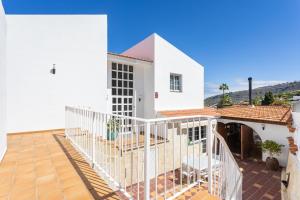 Fantastic home with amazing sea views