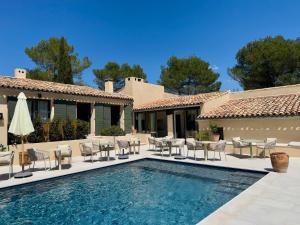 Hotels La Cle des Champs, Boutique hotel & Spa - Le Mas de Garrigon : photos des chambres