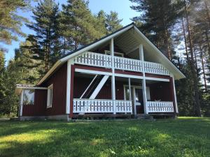 Lomatalo Aurinkorinne Punkaharjulla