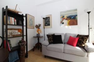 Mavrovouni Beach House Left