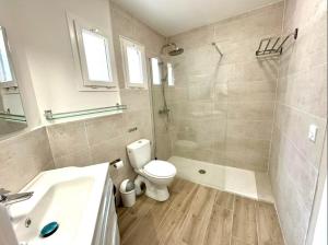 Gite en 3 épis de plain-pied, 2 chambres, climatisé, terrasse, jardinet et parking, très calme