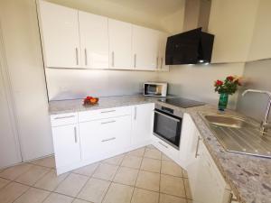 Appartements T3 en 3 etoiles de plain-pied, climatise, terrasse, jardinet et parking, tres calme : photos des chambres