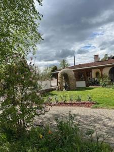 Bakonyi Napsugár Vendégház Döbrönte