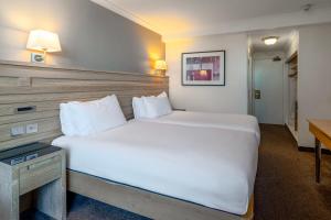 Twin Room with Partial Sea View room in Grand Hotel Blackpool