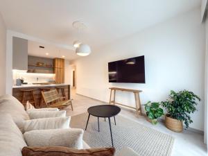 Luxury Downtown Apartment D5