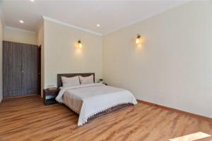 Himvan by Akama Homes