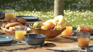 Villas Kercolette, maison avec piscine non chauffee proche des plages : photos des chambres