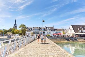Villas Kercolette, maison avec piscine non chauffee proche des plages : photos des chambres