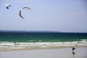 Villas Kercolette, maison avec piscine non chauffee proche des plages : photos des chambres