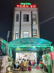 Khách Sạn Tuấn Tú