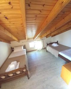 3-Bedroom House with Loft in Corfu by ΜΡS