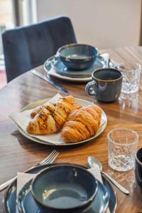 Prime Location - Near Nyhavn & Tivoli Gardens