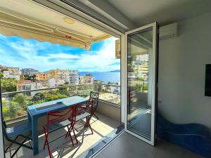 Blue Horizon, Seaview Apartment