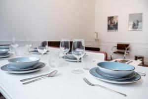 - DUOMO -Luxury Design Apartment