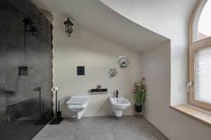 Charming Penthouse with Sauna in Old Town