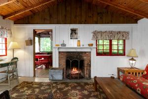 Luxury Camping Cabin with Fireplace near Hanover, New Hampshire