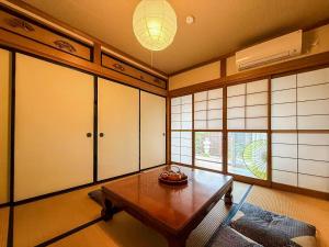 楓の宿 高山市中心 新改装三卧室独栋住宅 周边多个大型超市 至星巴克步行六分钟 两个免费停车位