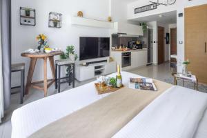 Frank Porter - Claren Tower