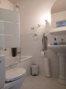 Wassersleben-gemütliche FeWo direkt am Wasser