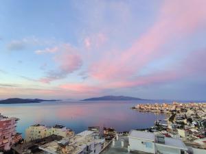 Sarande Seaview Palace