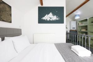 Stylish Coach House - Cardiff