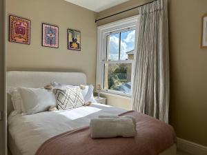 NEW Victorian Residence - sleeps 12
