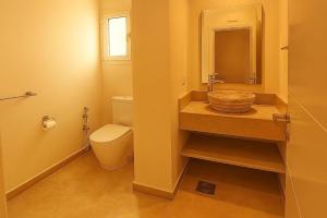 Retro Chic Pyramids View Museum Walking Distance