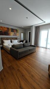 Family Room with Balcony room in King Hotel Ksamil