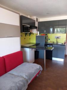 Cap Agde studio rénové piscine