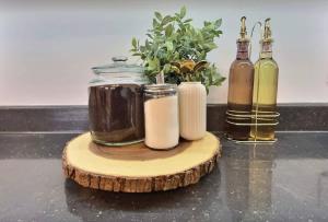 10 min City Center - 2 Bedrooms - 6 people - AC