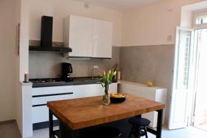 Hideaway 65 - Home by St Peters