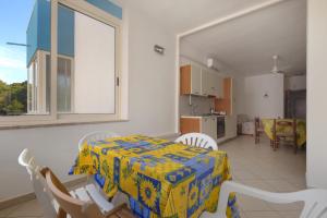 Casa Romano by BarbarHouse