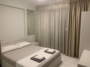 PLATINUM apartment with pool