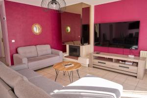 Maisons de vacances Maison spacieuse avec jardin : photos des chambres