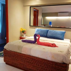 Airport Oasis - STUDIO unit only2-bedroom