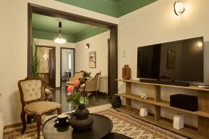 Gin&Tonic first floor Apartment - Center of Zakynthos Town