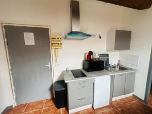 Grand studio proche centre