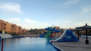 Bluebay Asia شاليه بلوباي