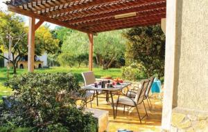 Schinias Forest Beach House