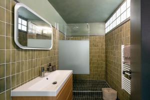 Elegant Parisian apartment, Place des Vosges