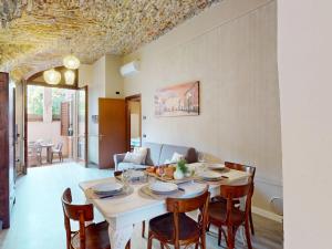 La Pietra del Garda by Bookinggardalake