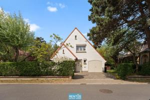 Kosea - charming home with large garden Koksijde