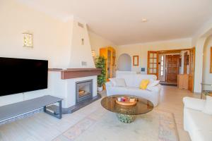 Casa Vista do Mar Cozy Townhouse in Carvoeiro