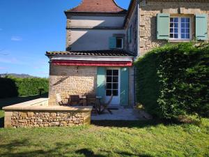 Villas Villa la Salamandre Pool in Sarlat and Montignac : Villa