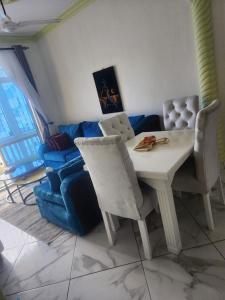 The Blue Apartment Sparki