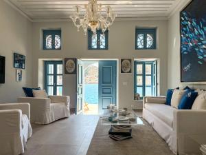 My Crown House, Kastellorizo Port