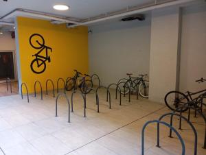 Moderno Departamento Metro Irarrázaval