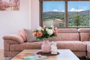 Jacuzzi Suite with stunning views!