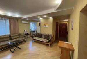 Двухкомнатная Политех-Охматдет