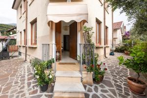 Seenahe Wohlfühl-Oase mit herrlicher Lounge-Area